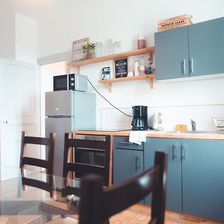 Le Ronsardien - Appartement Calme Et Confortable Tours Luaran gambar