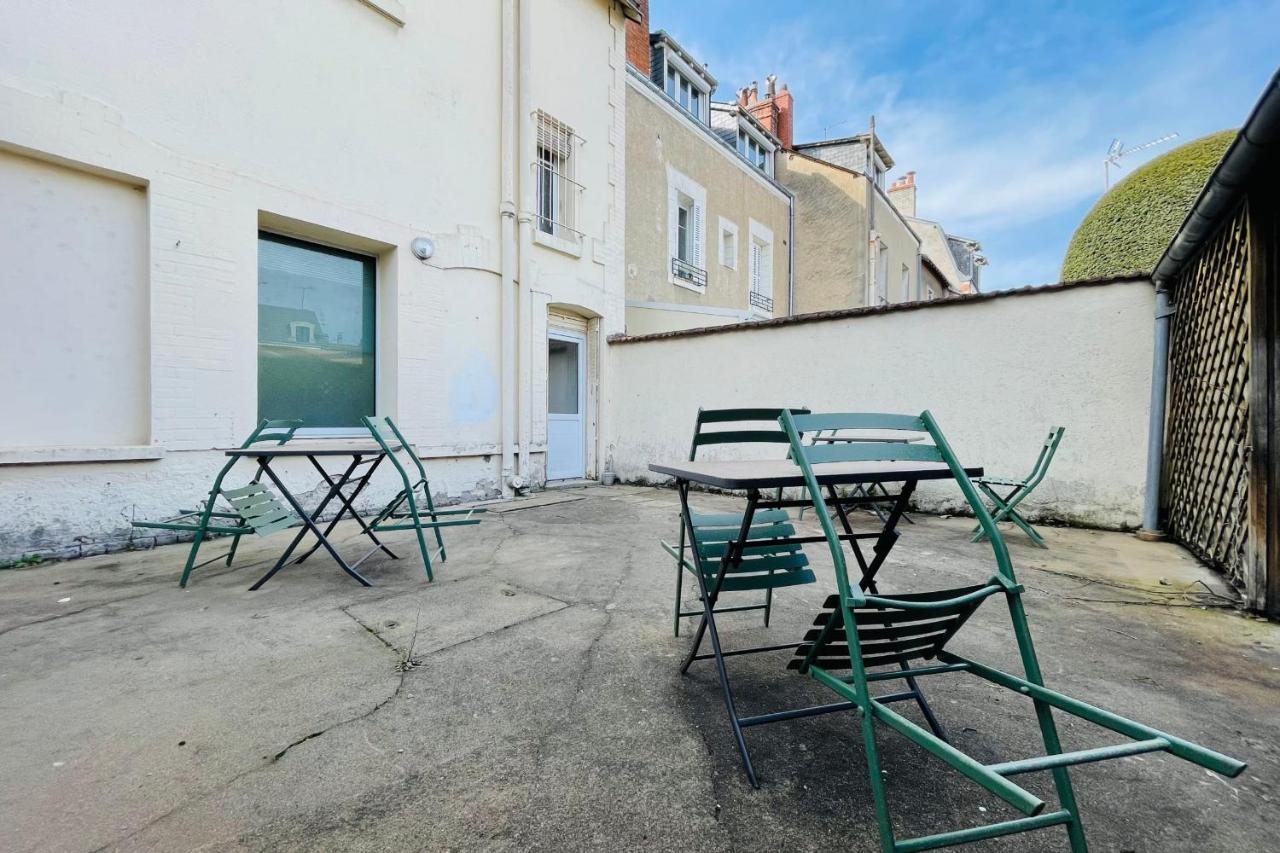 Le Ronsardien - Appartement Calme Et Confortable Tours Luaran gambar
