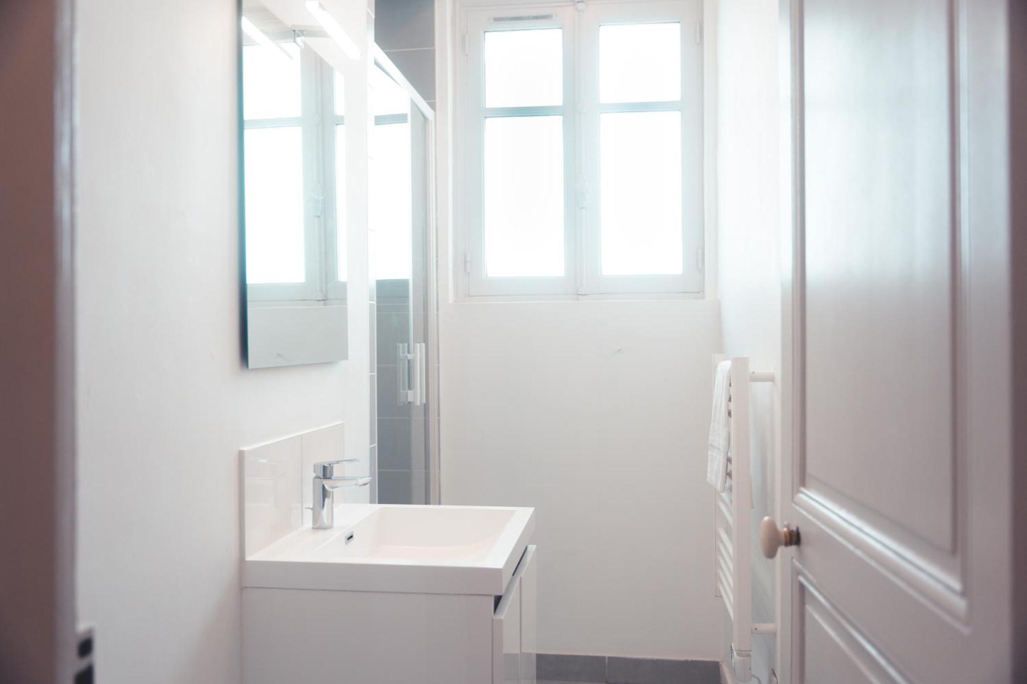 Le Ronsardien - Appartement Calme Et Confortable Tours Luaran gambar